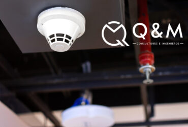 Cuales son los componentes principales de un sistema de alarma contra incendios en Perú